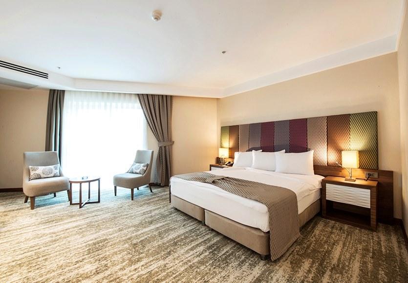 Ramada By Wyndham Gemli̇K Hotel Gemlik Exterior photo